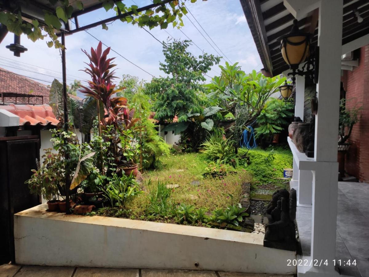 Kelana 2 Nice Homestay Semarang Exteriör bild